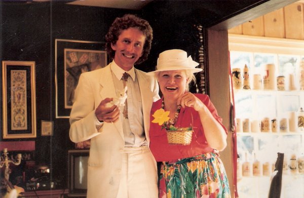 tony rei im magic castle mit irene larsen