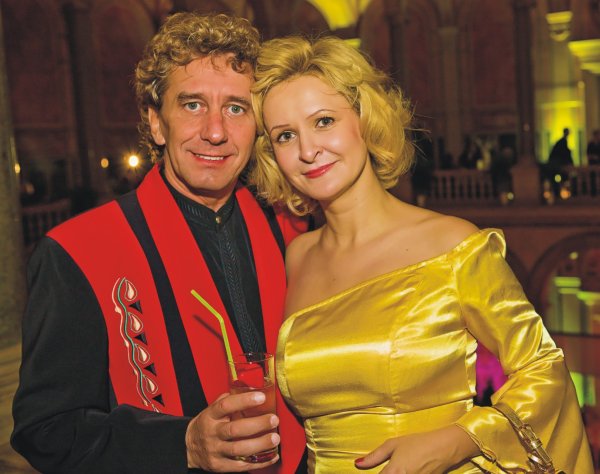 tony rei und sarah wiener bekommen den flair de parfum